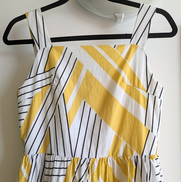 OAK + FORT Geometric Print Summer Dress - Picture 3 of 6